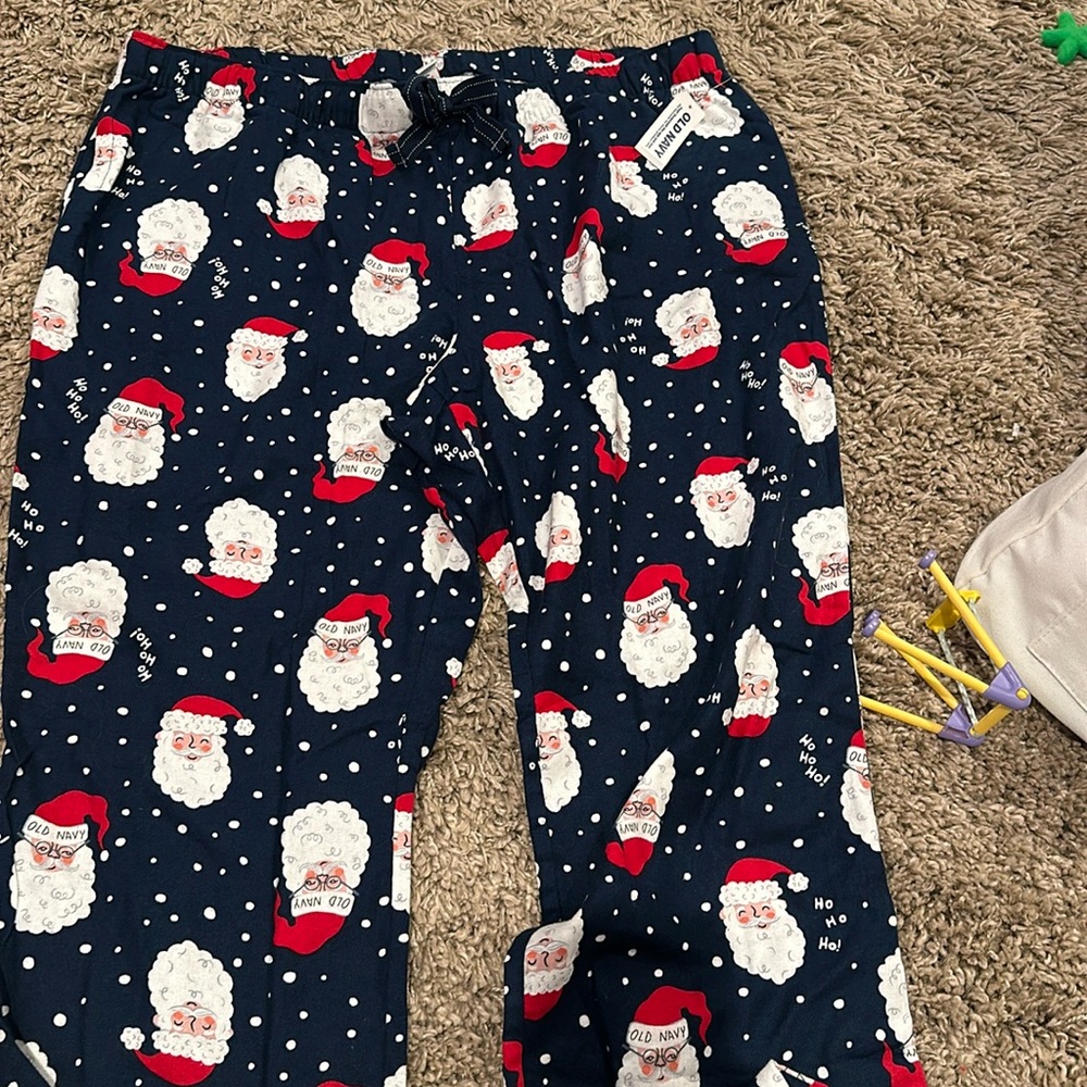 Old Navy NWT Santa pjs xl